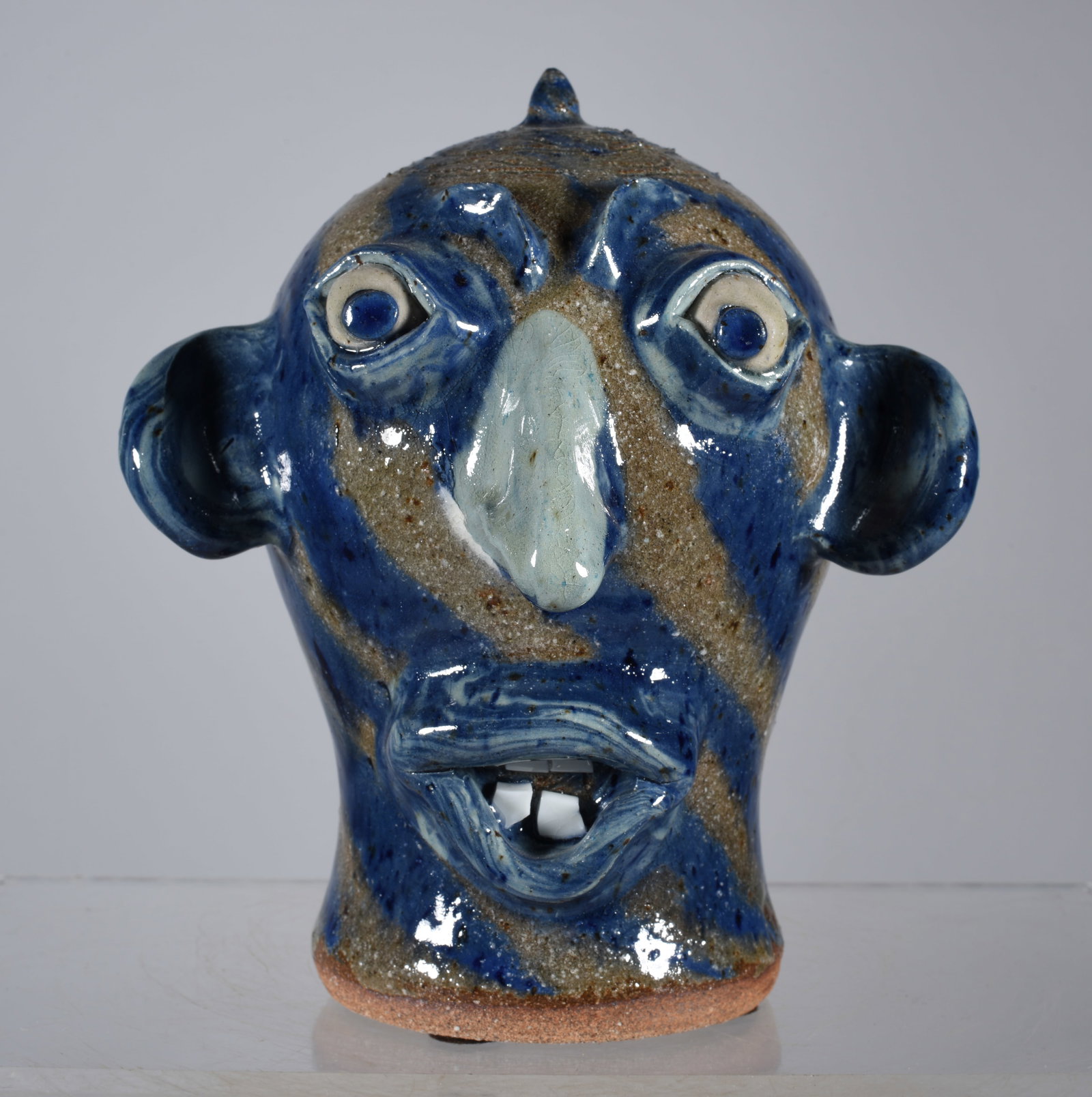 Gary Mitchell Folk Pottery Swirl Wig stand (1 of 5)