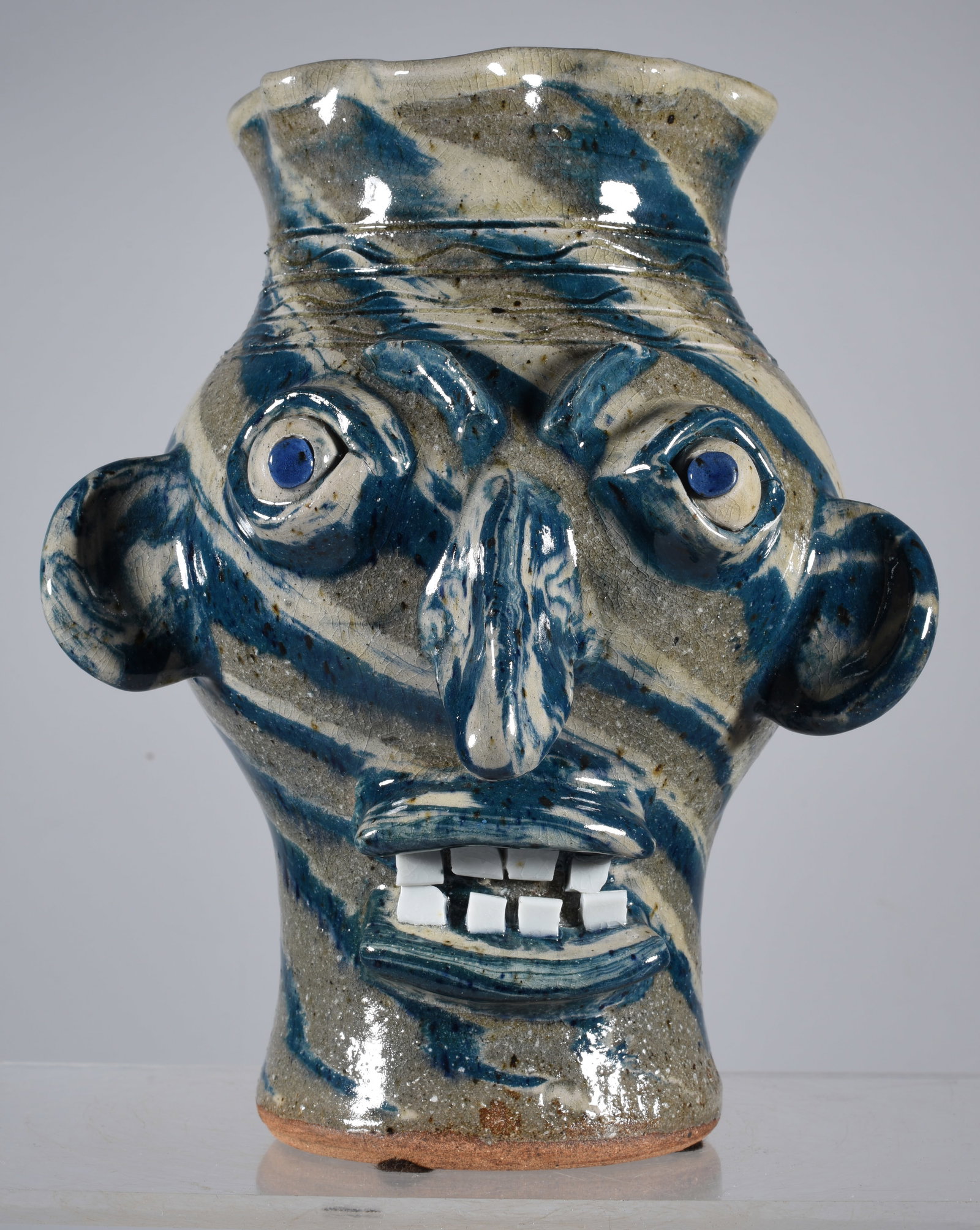 Gary Mitchell Swirl Face Vase (1 of 4)