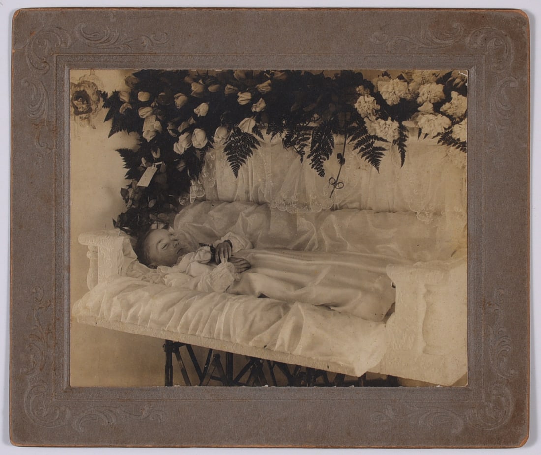Post Mortem Photograph Original (1 of 2)