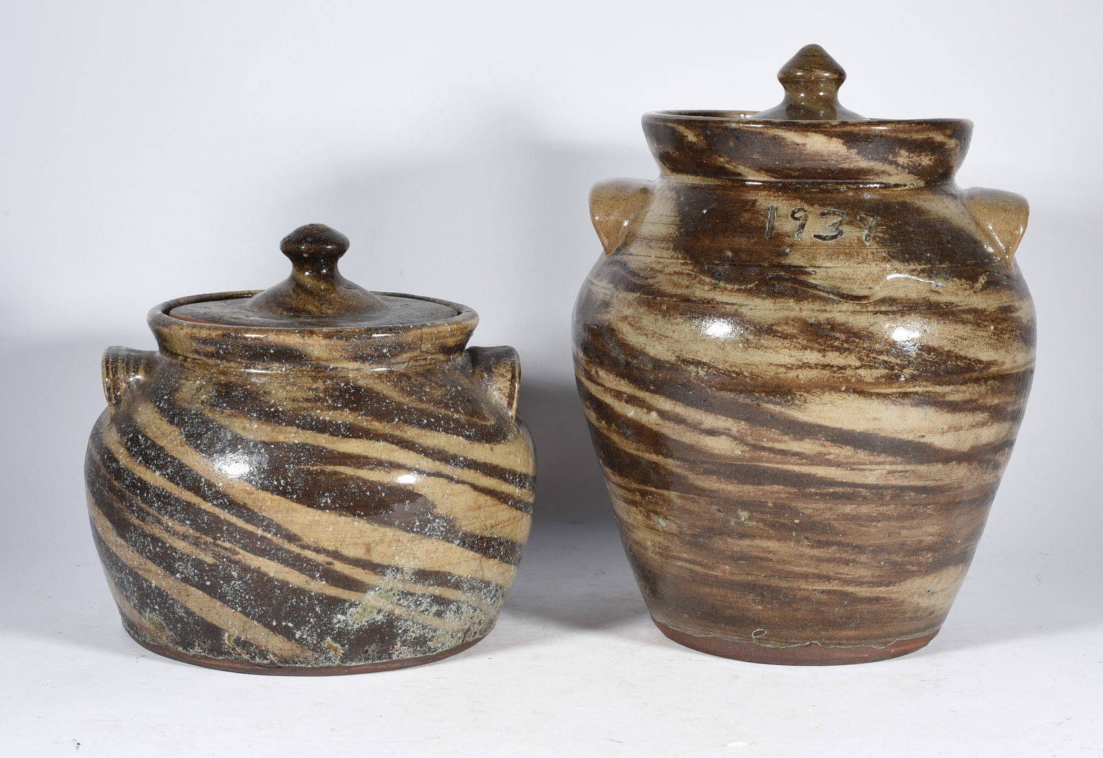 Reinhardt Bros Swirl Pottery ca. 1930 (1 of 4)