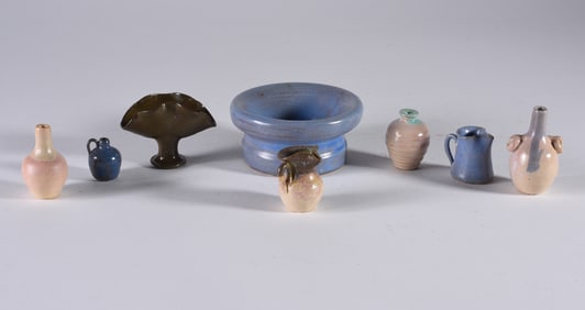Bob Armfield Miniature Pottery Group
