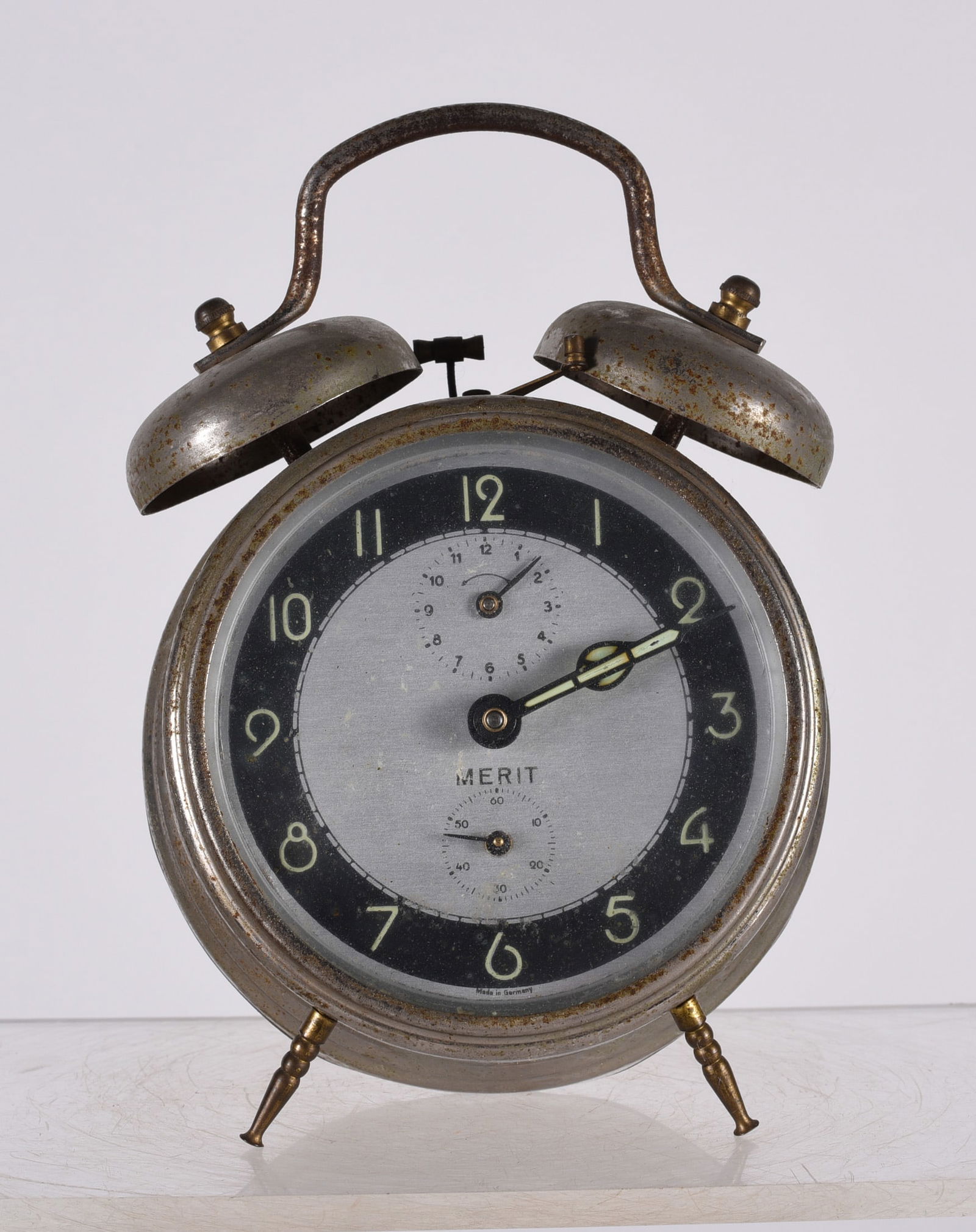 Antique Alarm Clock (1 of 3)