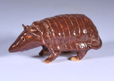 Lynn Bailey Pottery Armadillo