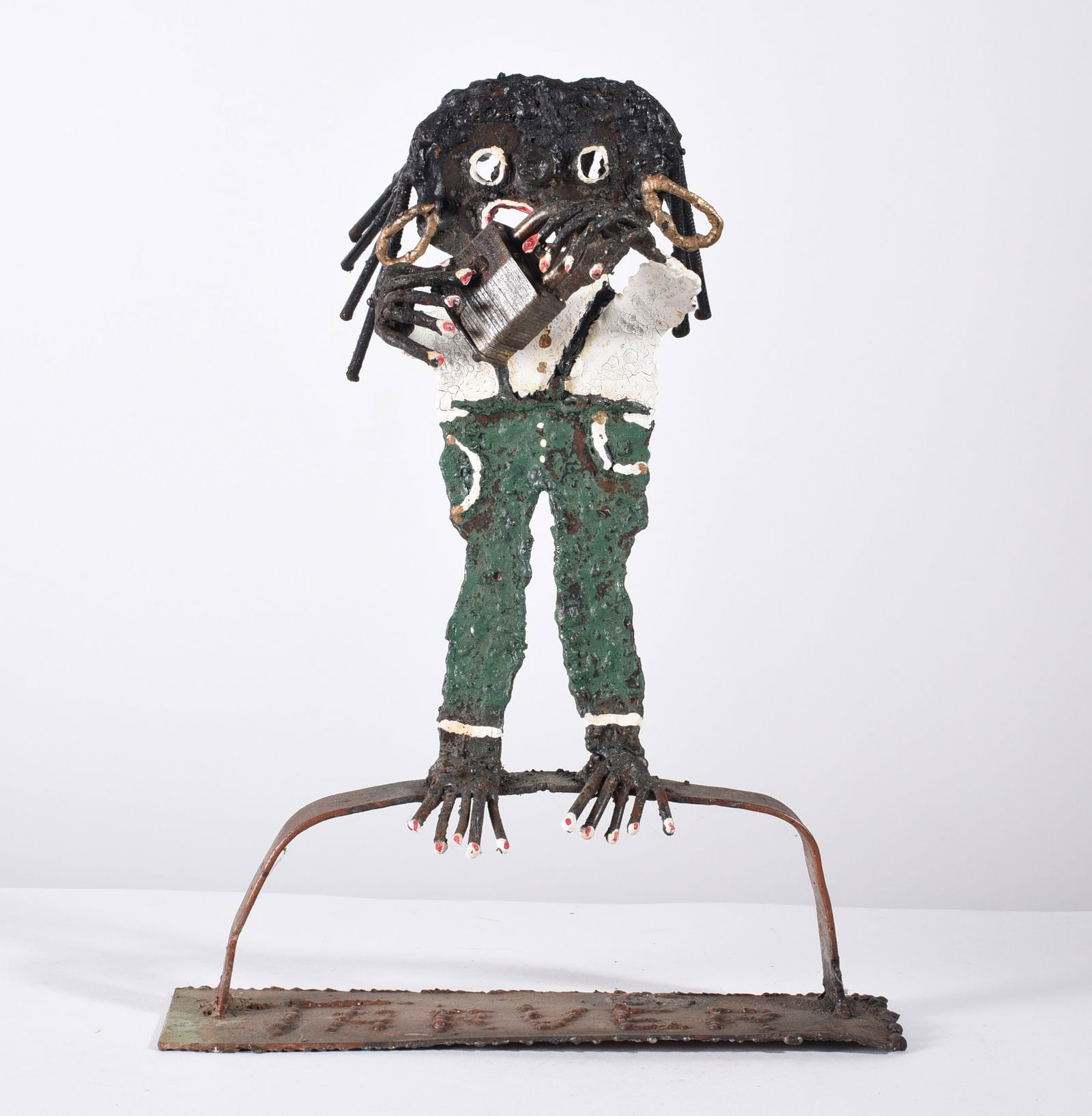 Willie Tarver  (1932 - 2010) Sculpture (1 of 3)