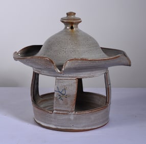 Billy Ray Hussey Pottery Bird House