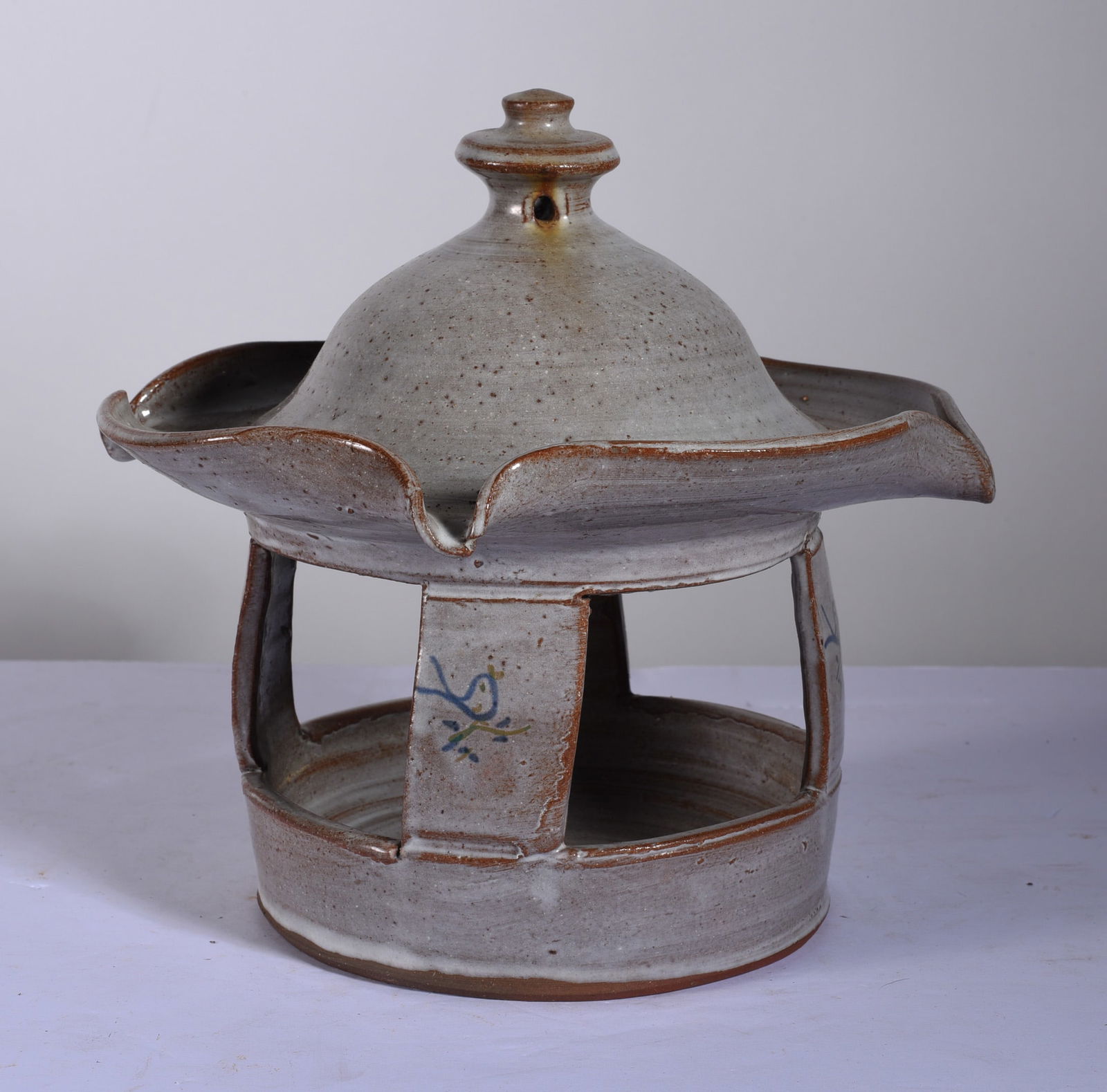 Billy Ray Hussey Pottery Bird House (1 of 3)