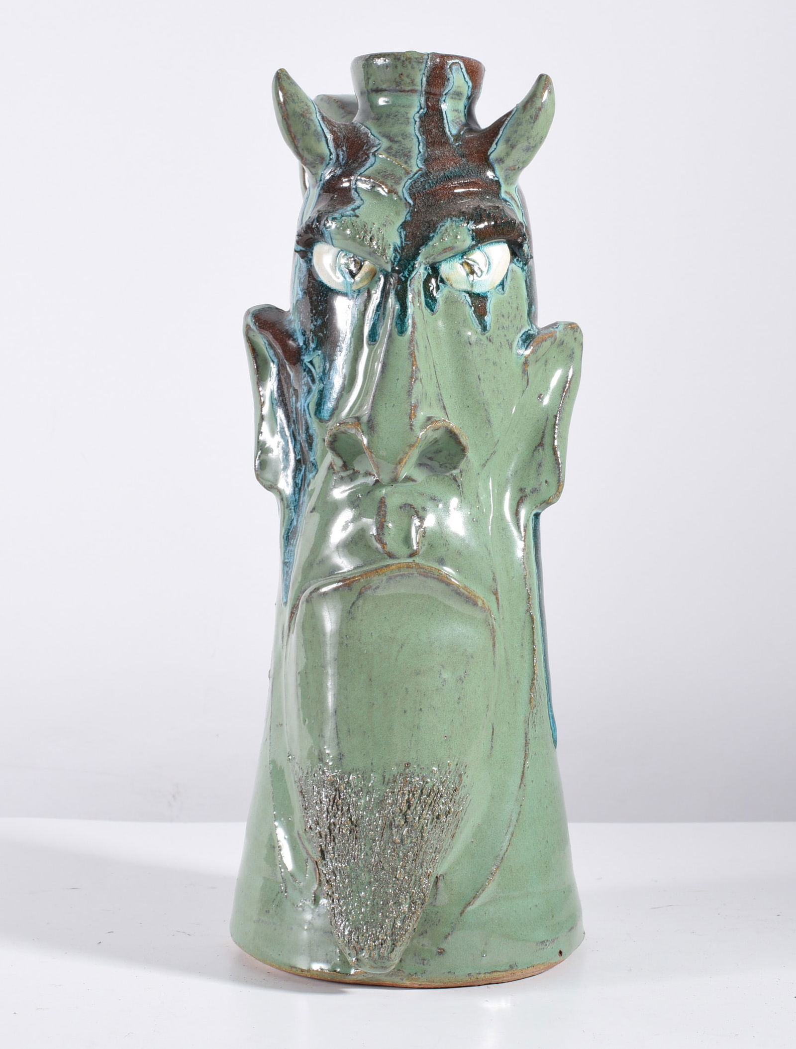Dal Burtchaell Face Jug (1 of 3)
