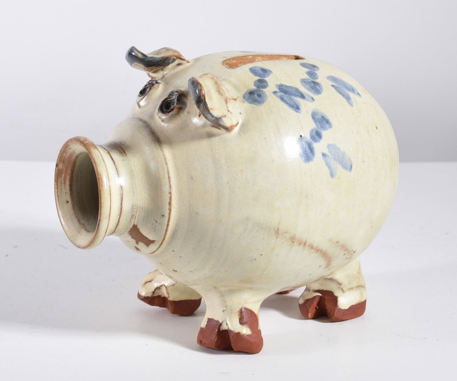 Folk Pottery Pig (1 of 3)