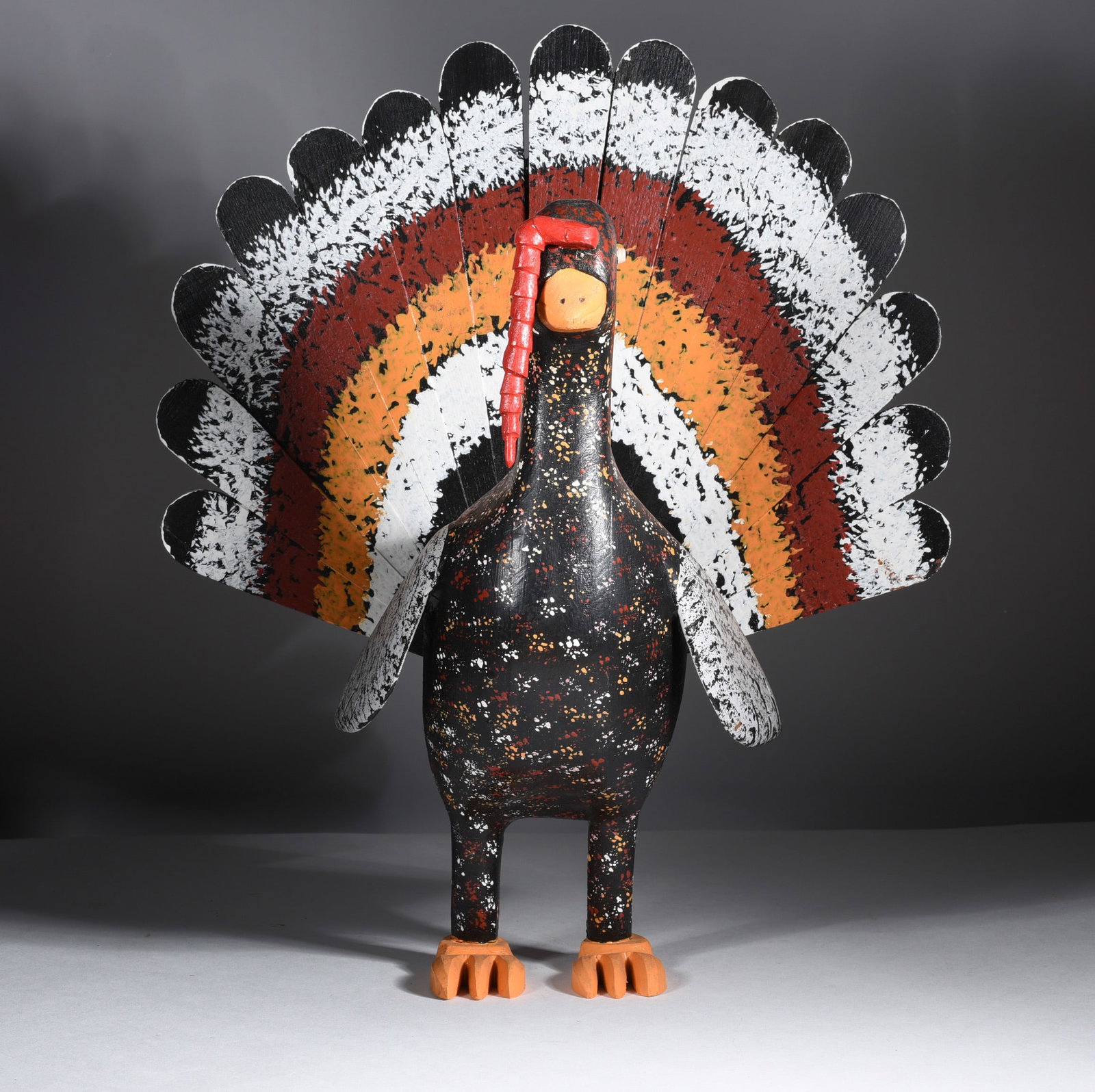 Lonnie and Twyla Money Carved Turkey: 14"x16" outstanding carved turkey by Lonnie and Twyla Money. Signed on foot.