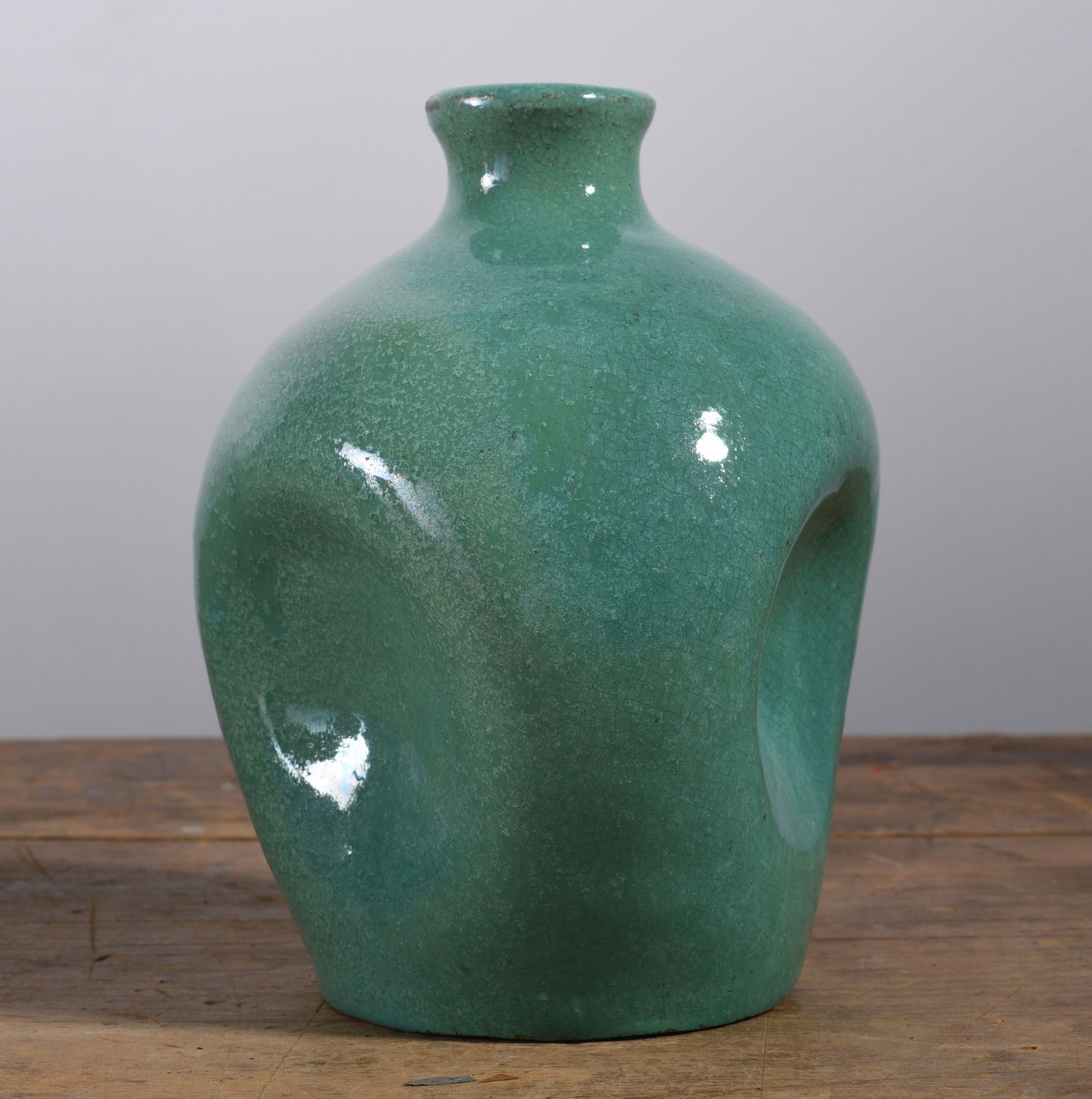 Kentucky Pottery Pinch Bottle (1 of 3)