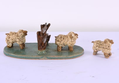 Crystal King Lamb Scene