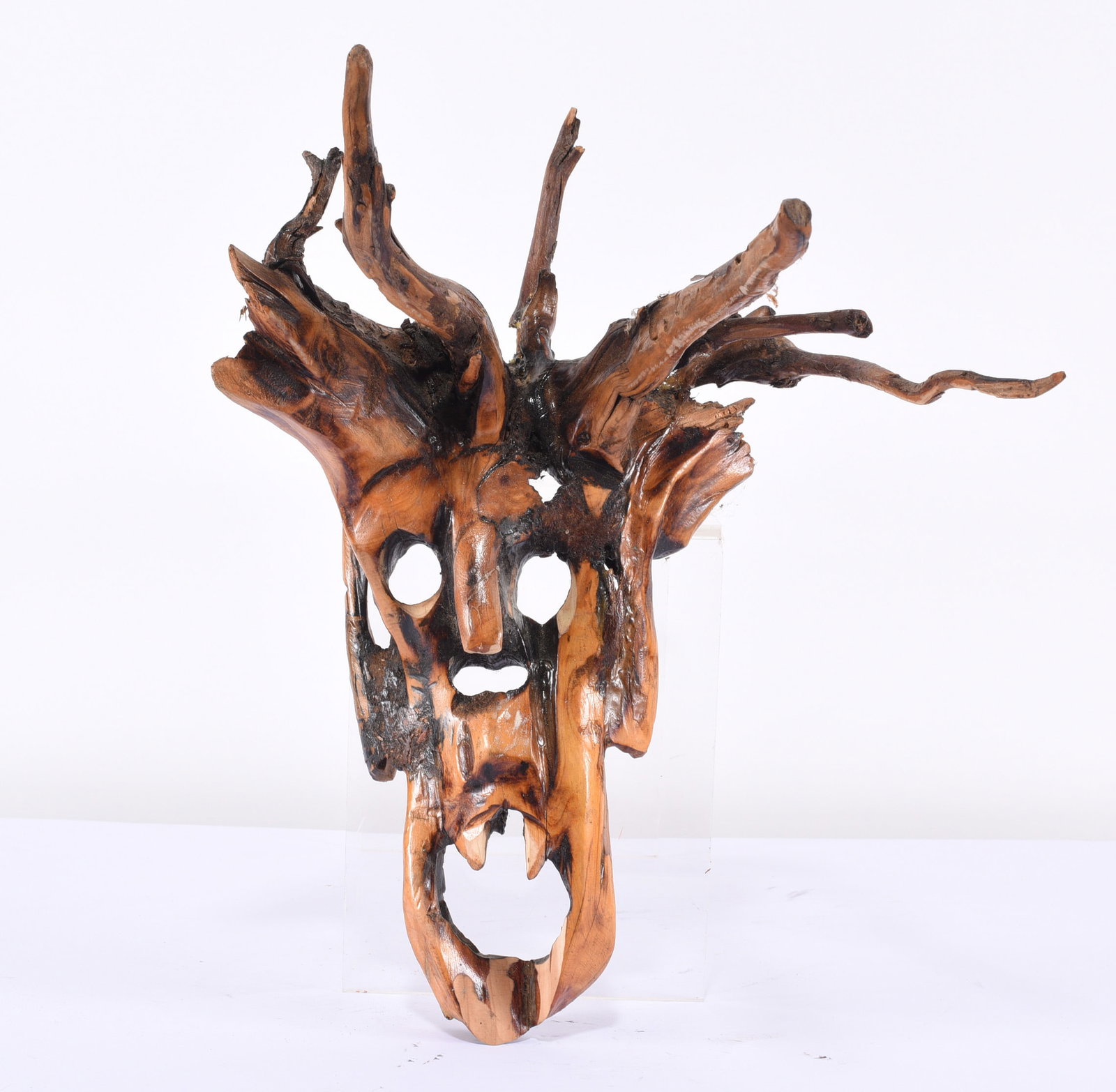 Tom Fidler Folk Carving (1 of 2)