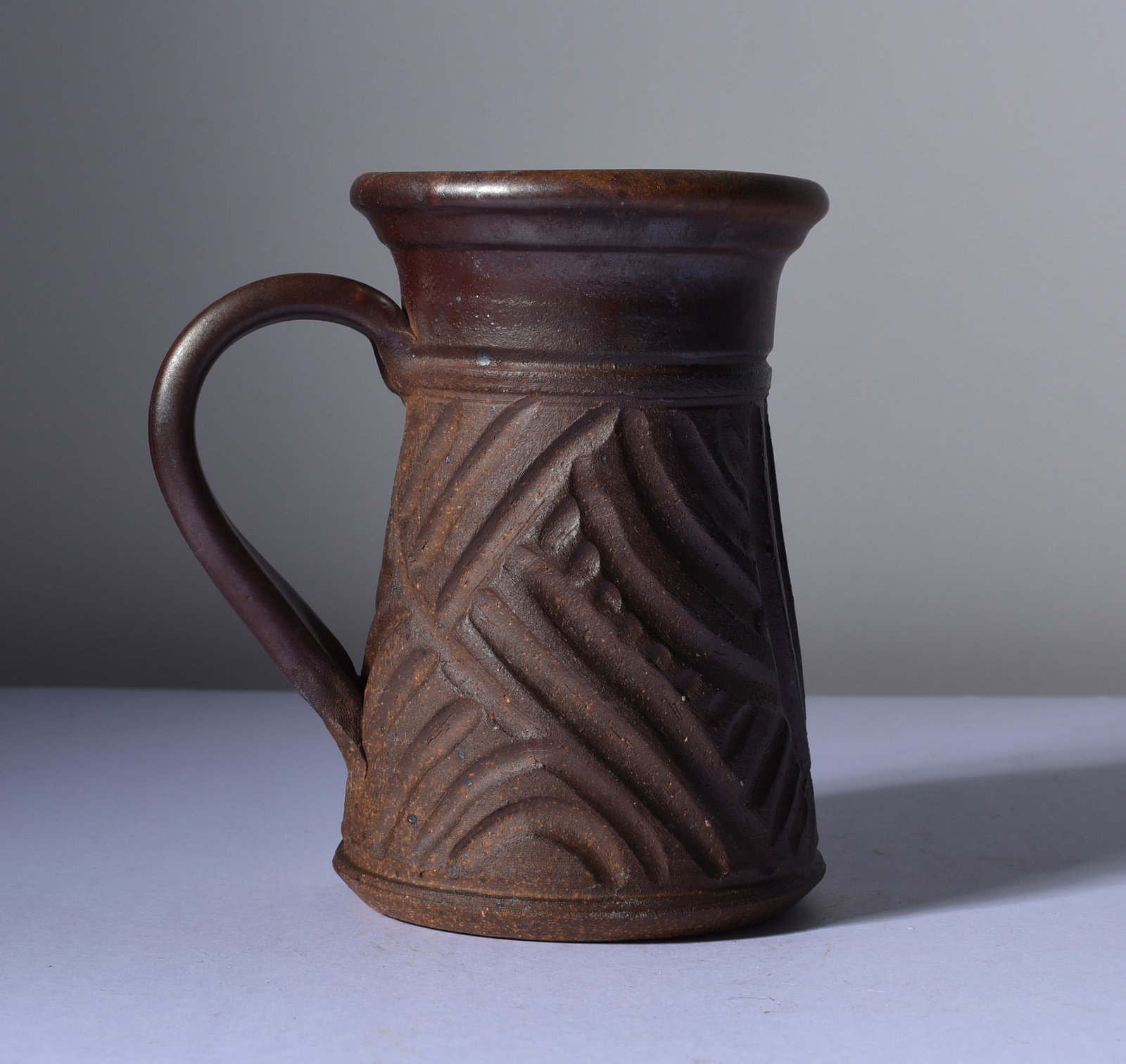 North Carolina Folk Pottery Mug: 5" all pottery is from an estate and if it has issues we will note it else it is in fine condition. This collection comes from a single owner and they loved the pottery and the artist. Most of this po