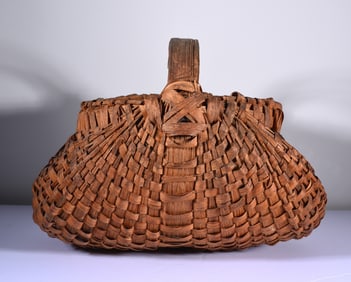 Outstanding Appalachian Egg Basket ca. 1900