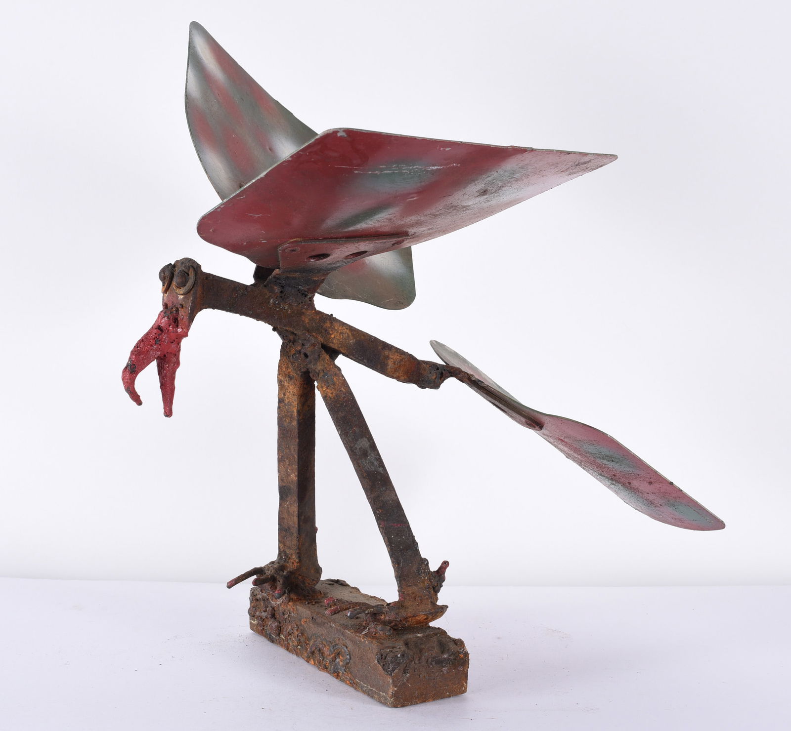 Willie Tarver (1932 - 2010): 12"x14" folk art sculpture made from welded metal. African American. Willie Tarver was from Wadley GA and produced hundreds of metal and concrete sculptures. He also painted.