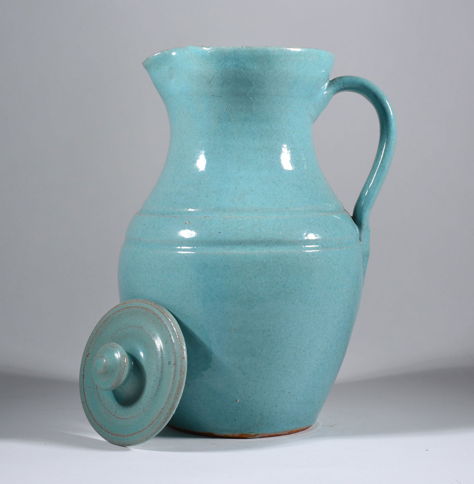 AR Cole Pottery Lidded Pitcher (1 of 4)
