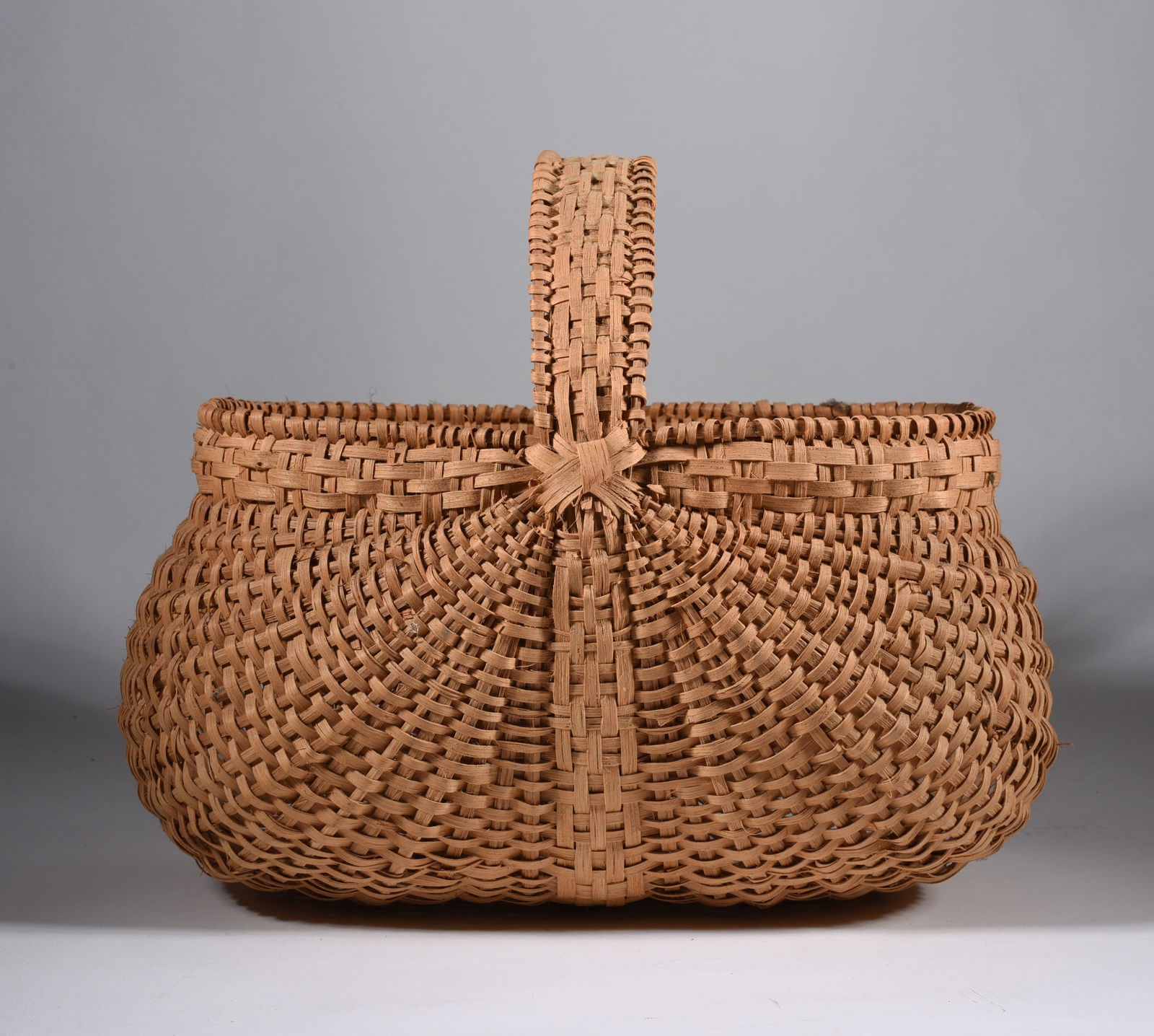 Appalachian Oak Split Basket (1 of 4)