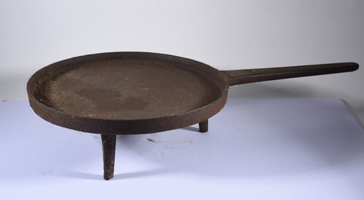 Try Footed Cast Iron Cooking Pan