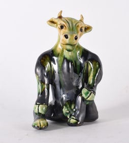Pottery Bull by Gentithes