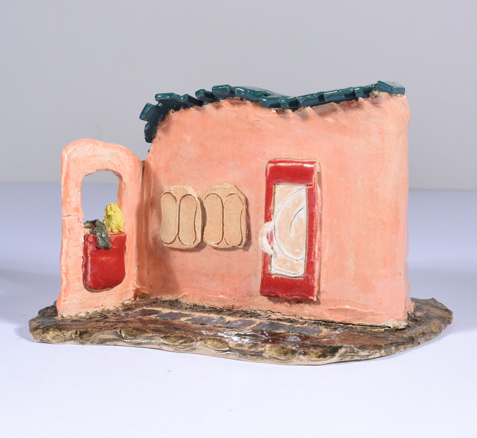Pottery House: 5" x 4" all items are from the Collection of Mary Wells. Antique collection and other collectibles. Please see photos for condition. Shipping will be done by a 3rd party shipping using live auctioneer