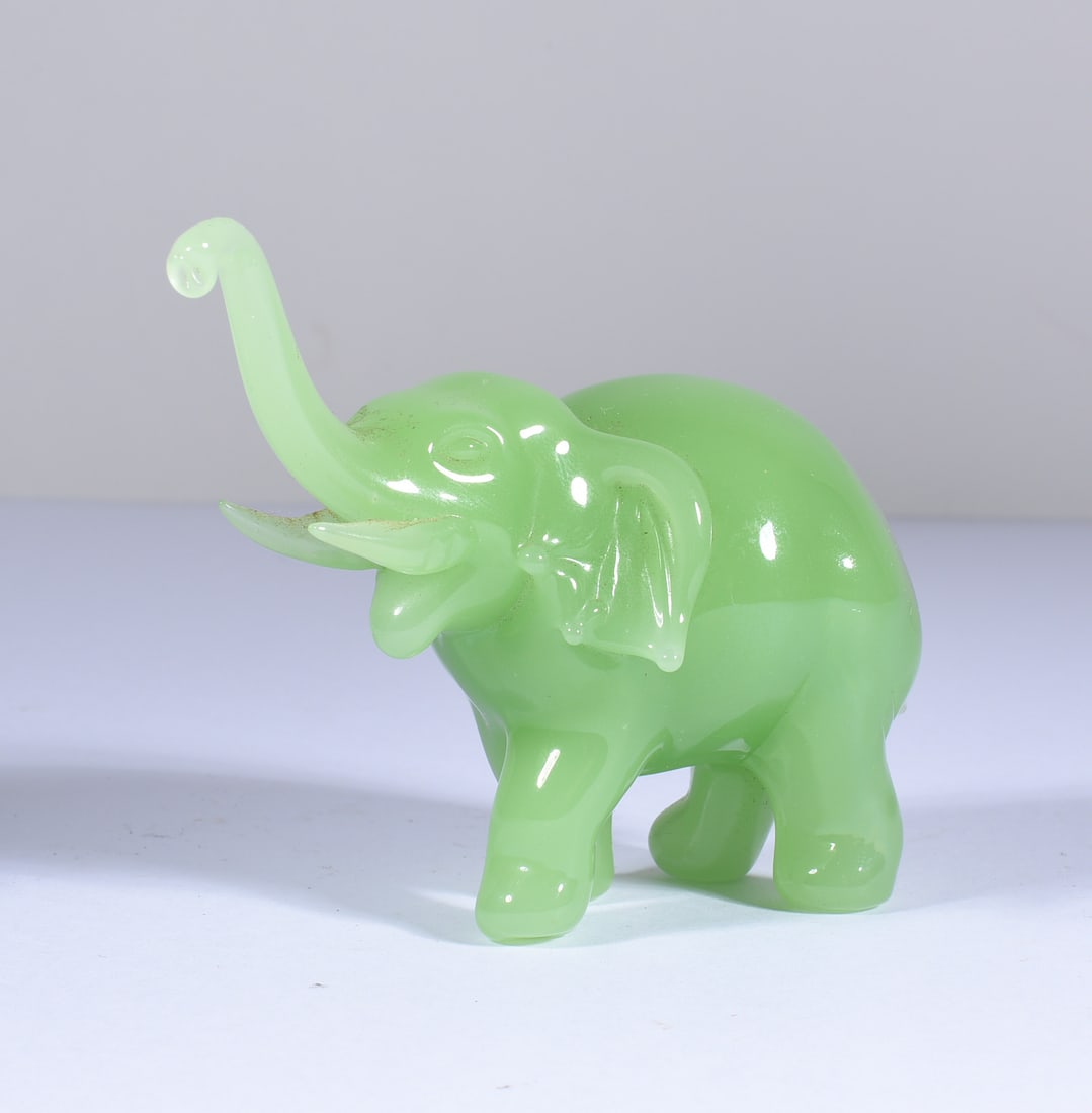 Jade Elephant: 4" x 4" all items are from the Collection of Mary Wells. Antique collection and other collectibles. Please see photos for condition. Shipping will be done by a 3rd party shipping using live auctioneer