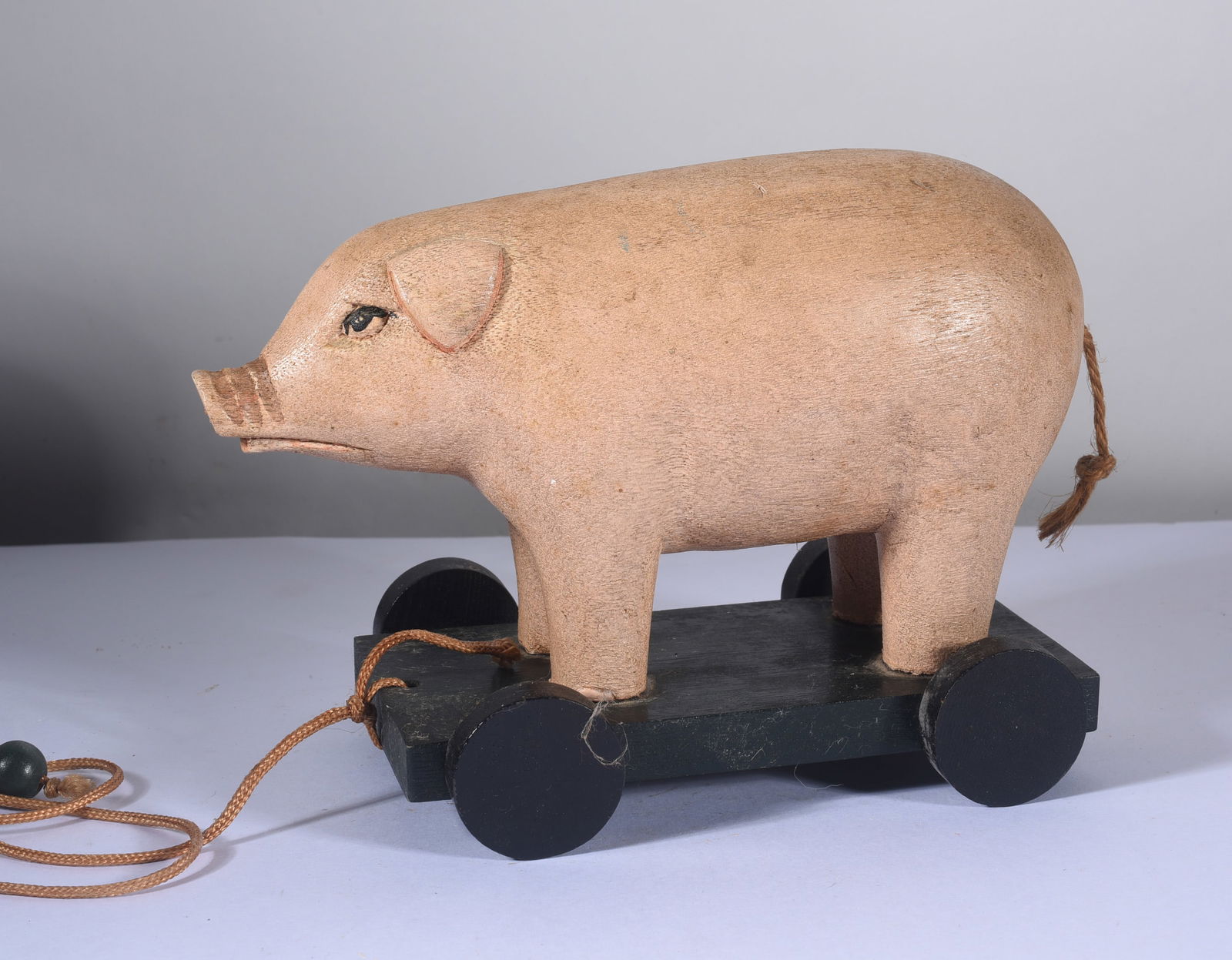 Wooden Carved Pig Pull Toy (1 of 2)