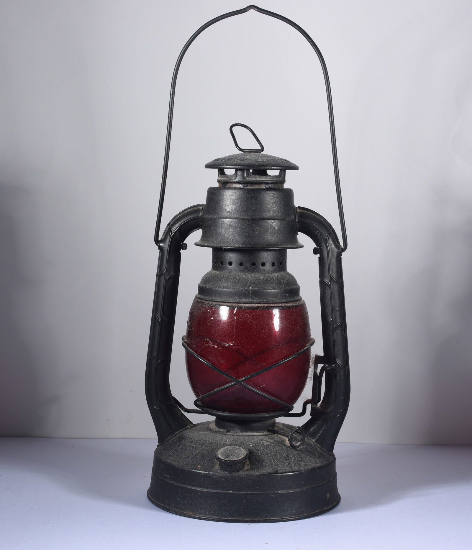 Red Globe Lantern: sizes are found under condition tab and are for shipping purposes. all sizes are approximate for shipping purposes. all items are from a single owner estate collection. Please see photos for details o