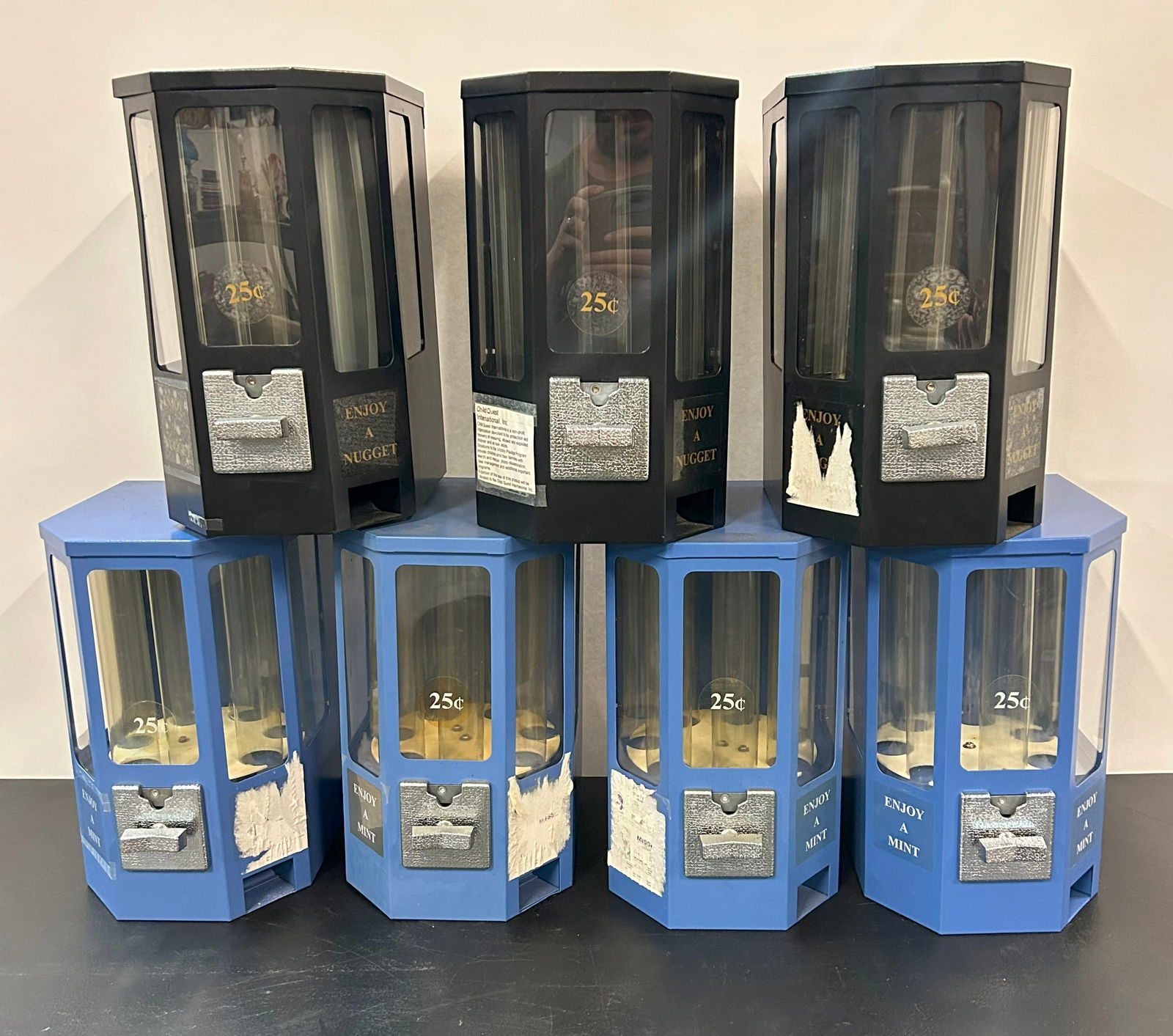 Counter Top Vending Machines (no keys) 7 total (1 of 2)