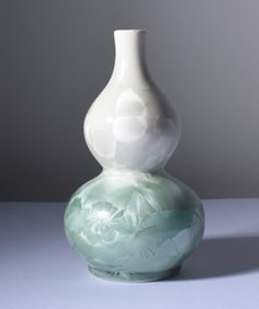 North Carolina Crystaline Pottery Vase