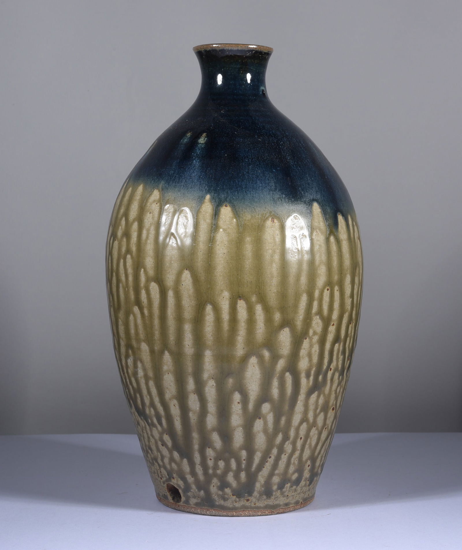 Cagle Road Pottery Chicken Feeder (1 of 3)