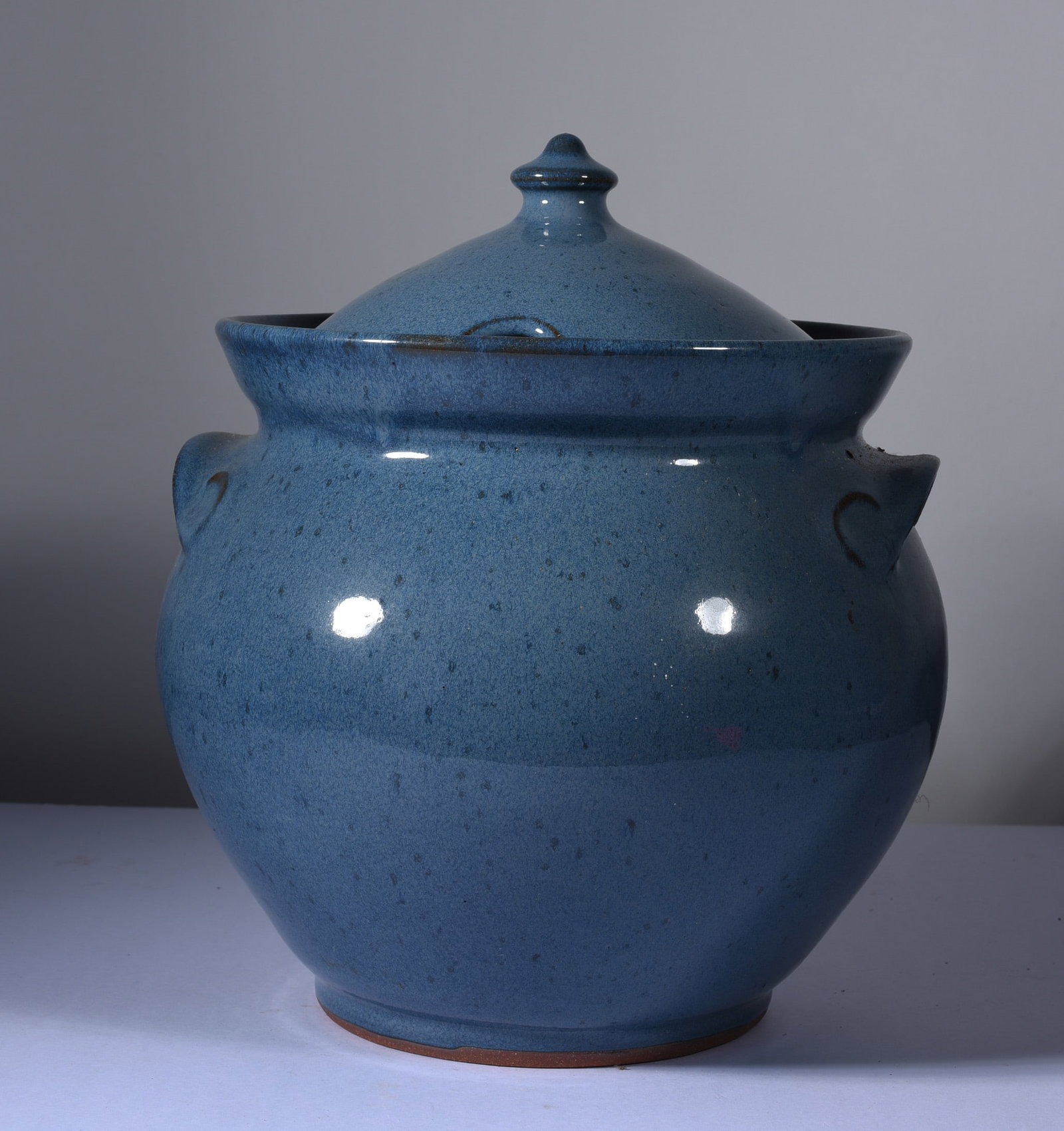Vernon Owens North Carolina Folk Pottery: 9" all pottery is from an estate and if it has issues we will note it else it is in fine condition. This collection comes from a single owner and they loved the pottery and the artist. Most of this po