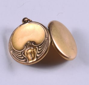 Vintage Art Nouveau Locket