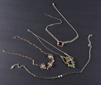 Vintage Retro Crystal Jewerlry Necklace Group