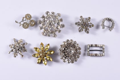 Vintage Jeweled Brooch Group
