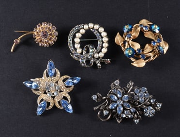 Vintage Jeweled Brooch Group