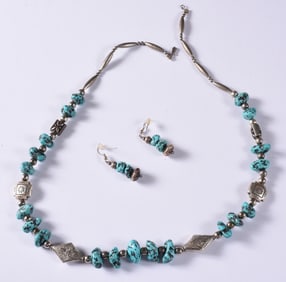 Turquiose and Silver Necklace and Earings