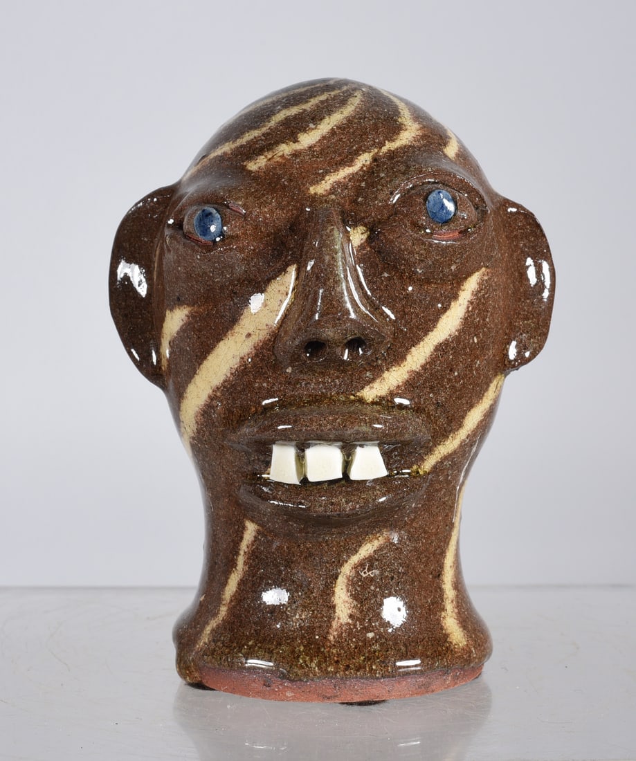 Walter Fleming Miniature Swirl Wig Stand (1 of 5)