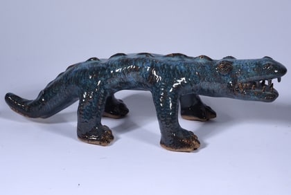 Stacy Lambert Blue Pottery Alligator