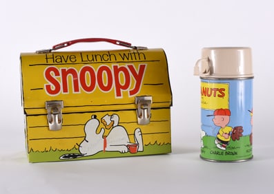Charlie Brown Snoopy Lunch Box