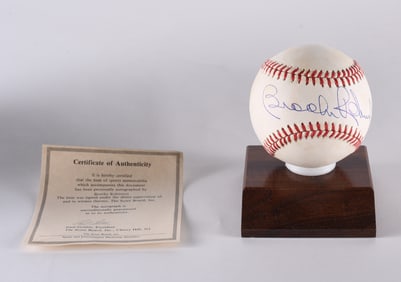 Brooks Robinson Autograph Baseball with COA