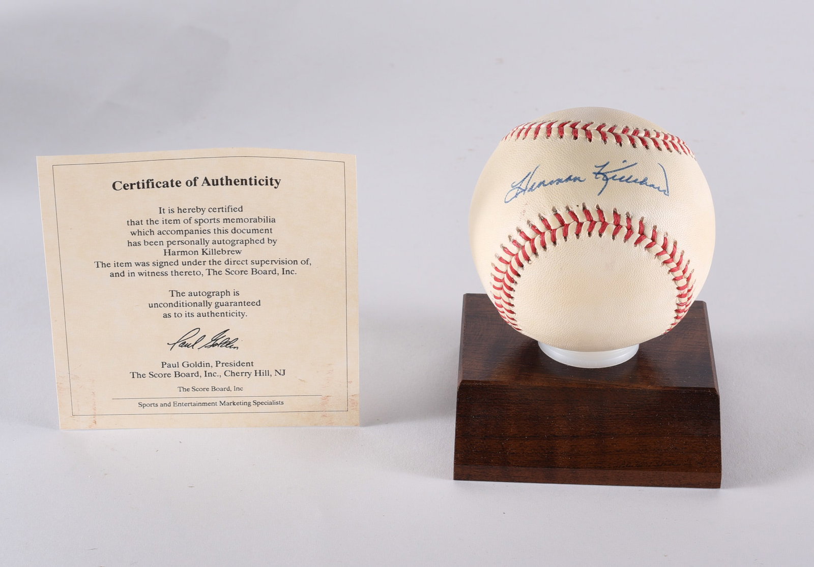 Harmon Killebrew Autograph Baseball with COA (1 of 1)