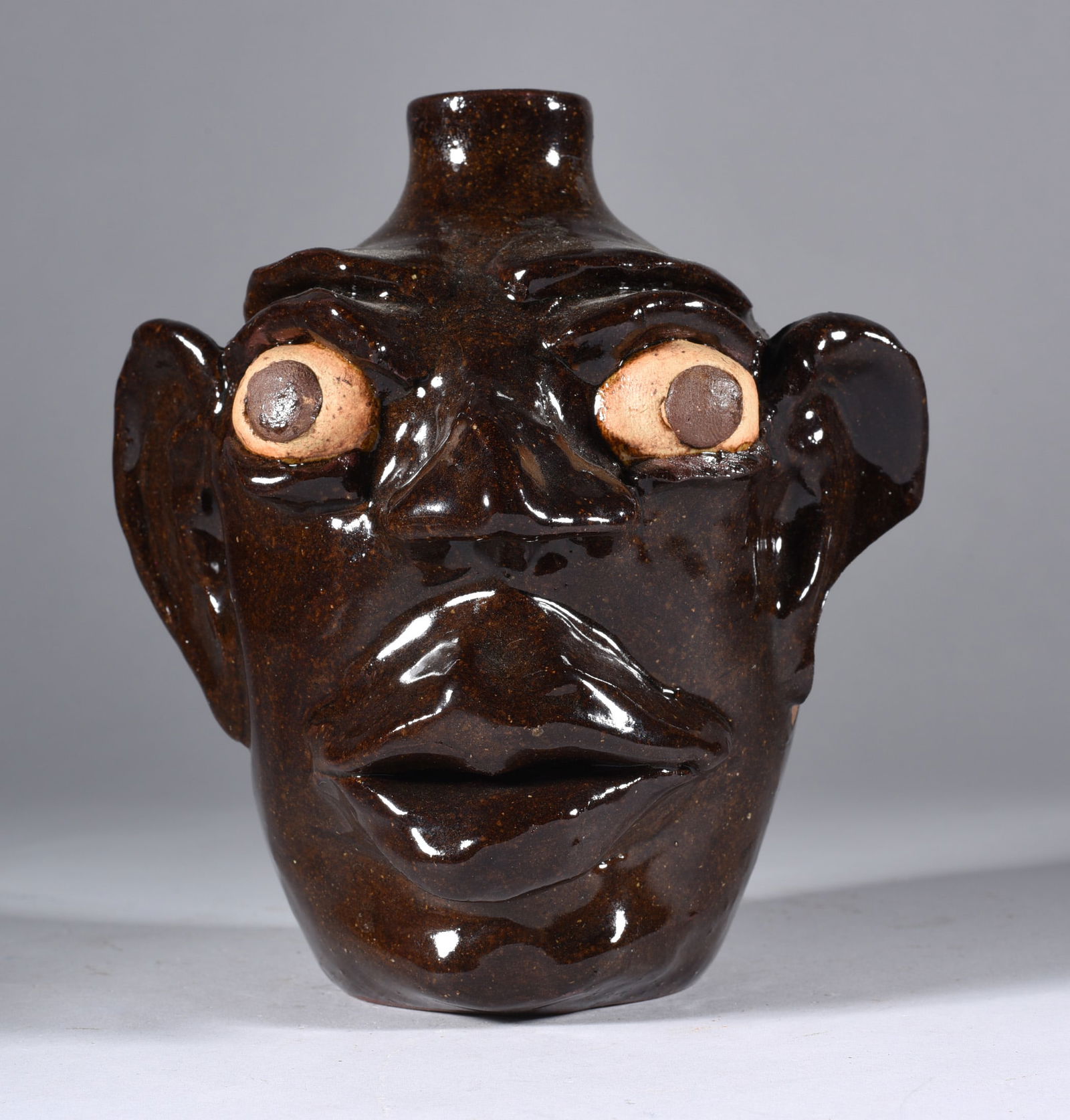 GF Cole Face Jug (damage) (1 of 3)