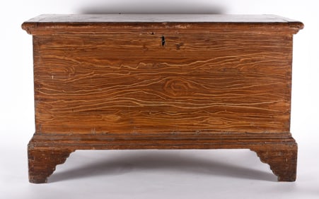 Grain Painted Small Blanket Chest