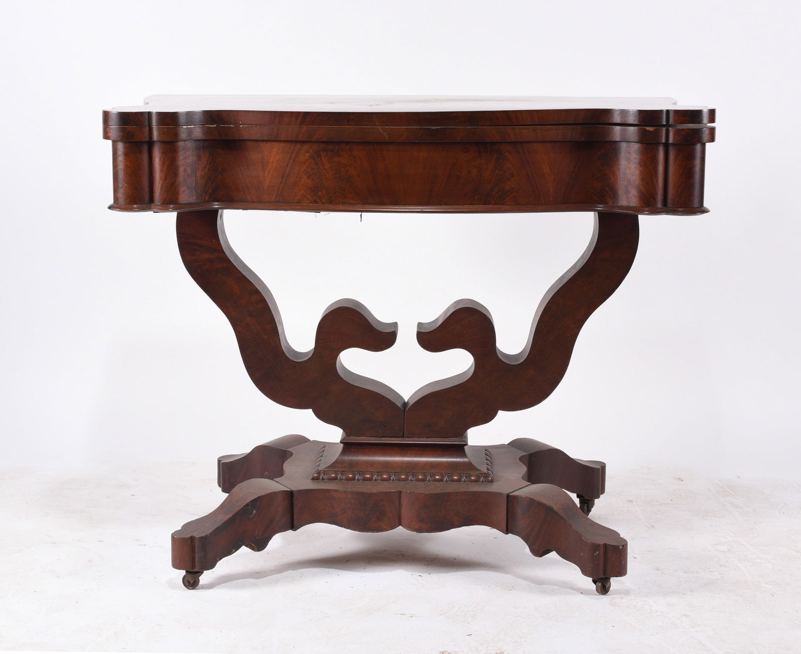 Thomas Day Game Table (1 of 11)