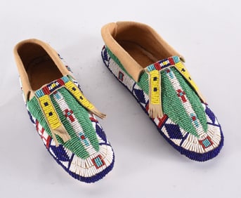 Native American Sioux Fully Beaded Moccasins