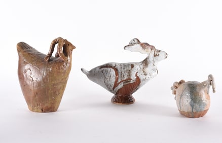 3 pieces of folk pottery