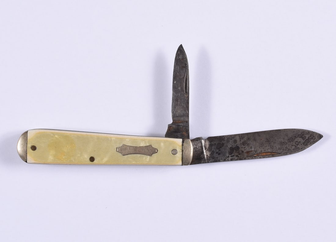 Vintage Pocket Knife: all items are from an attic trunk. The second trunk taken out of an attic and displayed for auction. All items are small 1" to 3". We can ship items in a 6" box and fit as many as we can for aroun $10