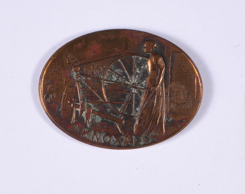 Vintage Knoxall Coin: all items are from an attic trunk. The second trunk taken out of an attic and displayed for auction. All items are small 1" to 3". We can ship items in a 6" box and fit as many as we can for aroun $10