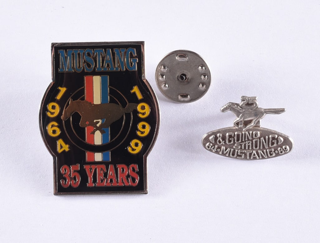 Vintage Mustang Pins: all items are from an attic trunk. The second trunk taken out of an attic and displayed for auction. All items are small 1" to 3". We can ship items in a 6" box and fit as many as we can for aroun $10