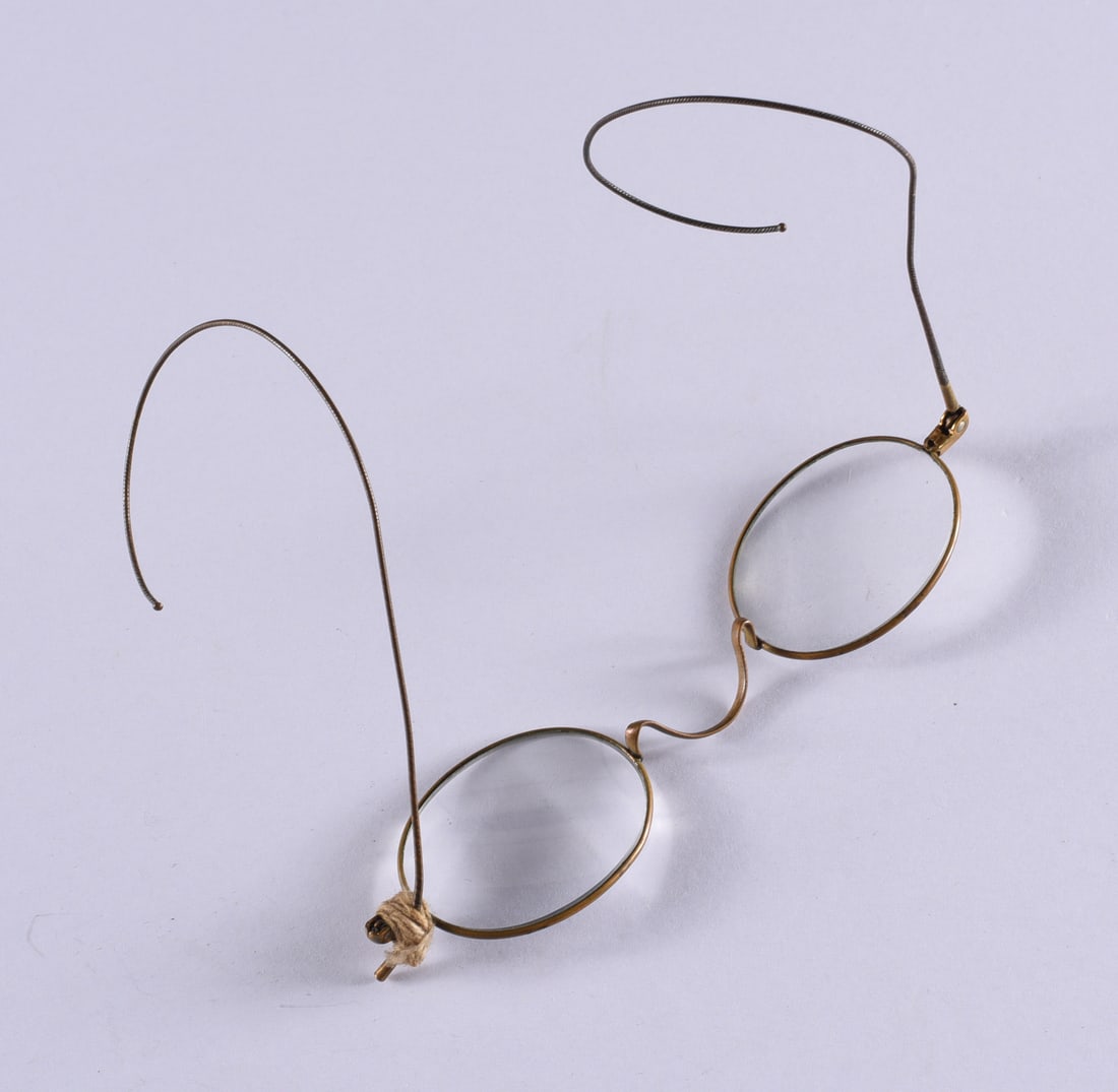 Antique Victorian Spectacles Eyeglasses (1 of 3)